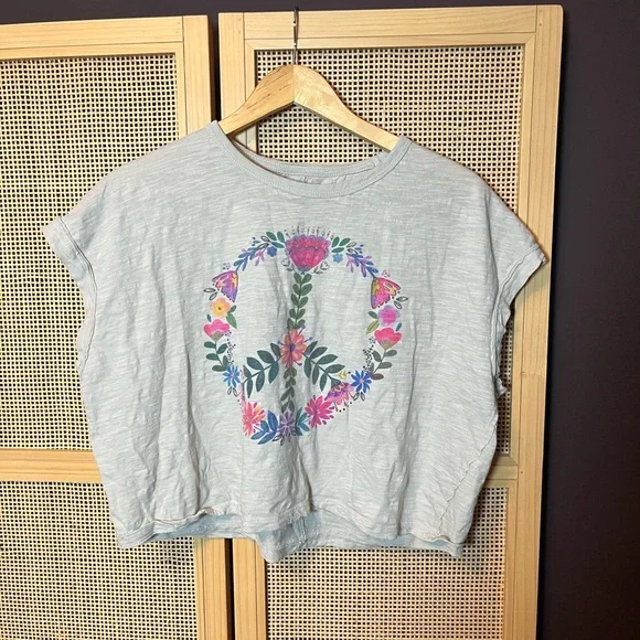 Natural Life Women’s M Boxy Peace Shirt - Picture 1 of 4